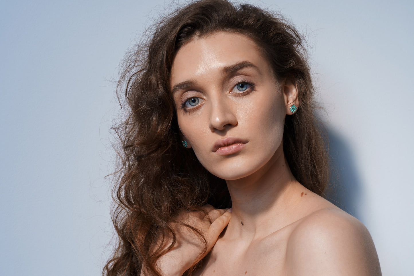 Stud earrings "Water ripple" emerald