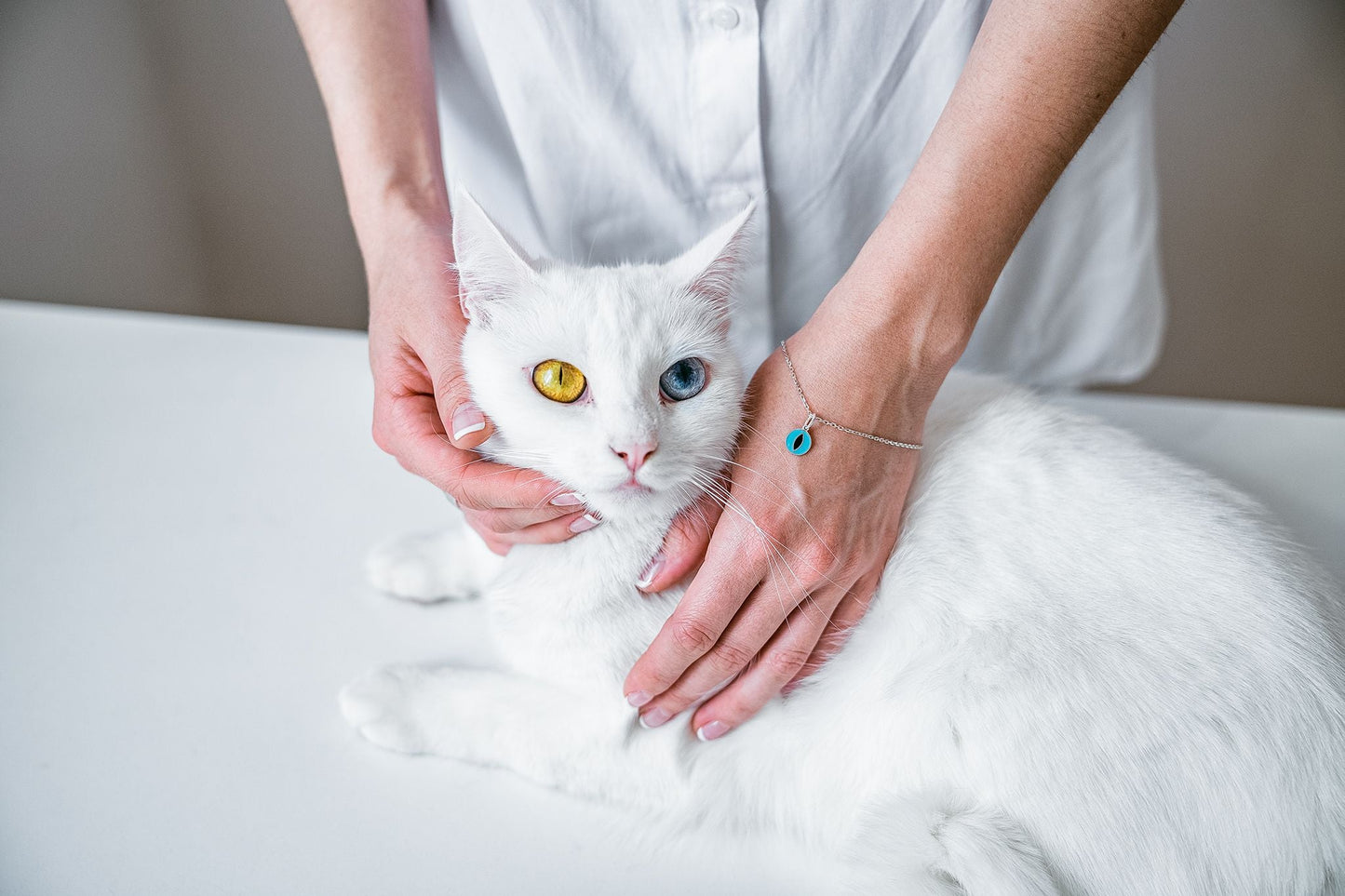 Bracelet "Cat’s Eye" (9 mm) with enamel