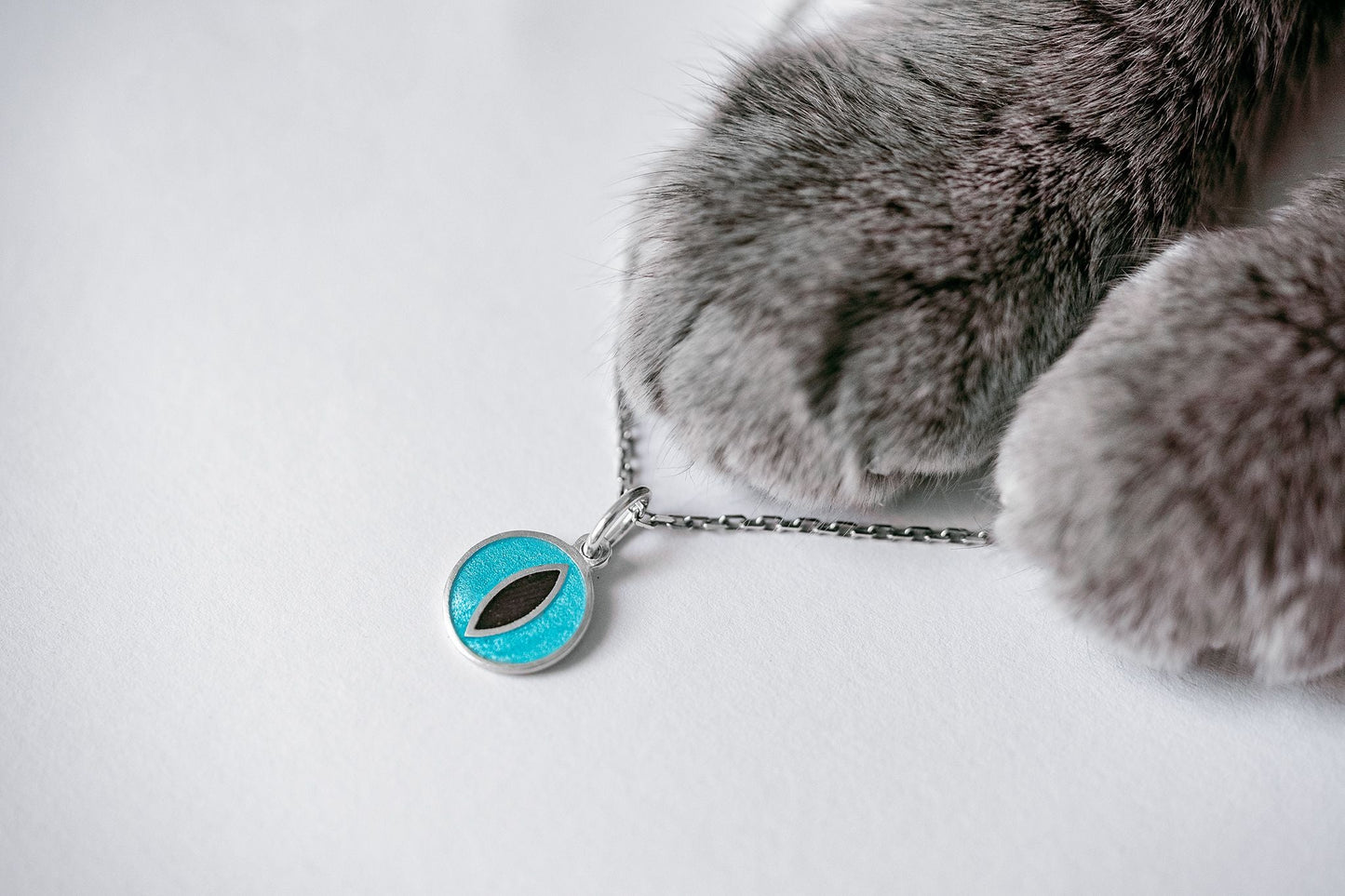 Bracelet "Cat’s Eye" (9 mm) with enamel