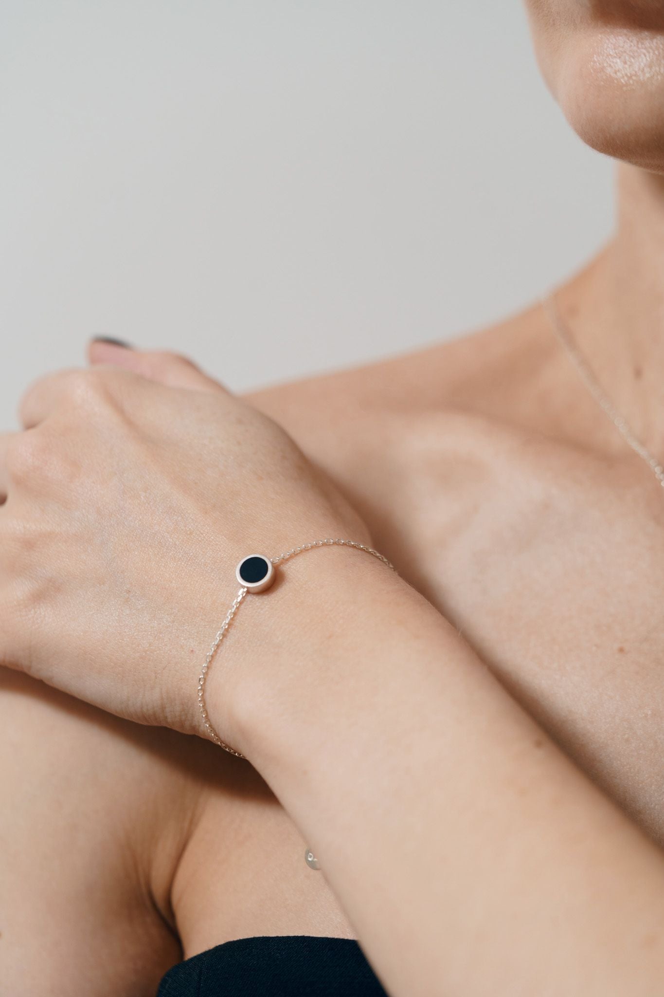 Bracelet "Circle" (8 mm) with enamel