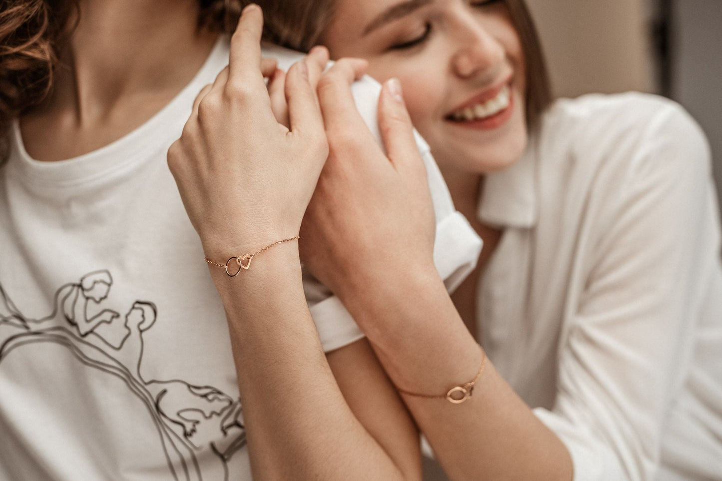Bracelet "Symbol of Care"