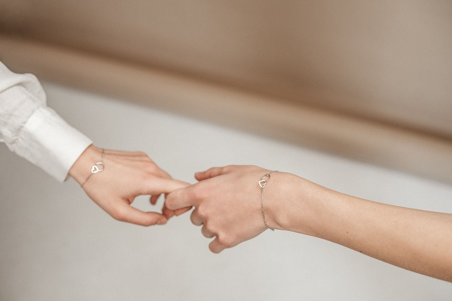 Bracelet "Symbol of Care"