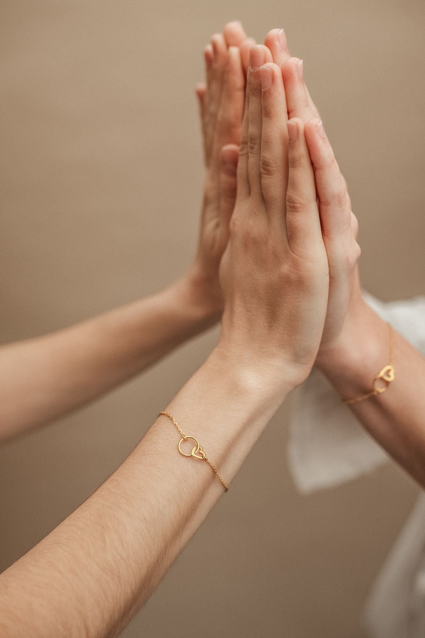 Bracelet "Symbol of Care"