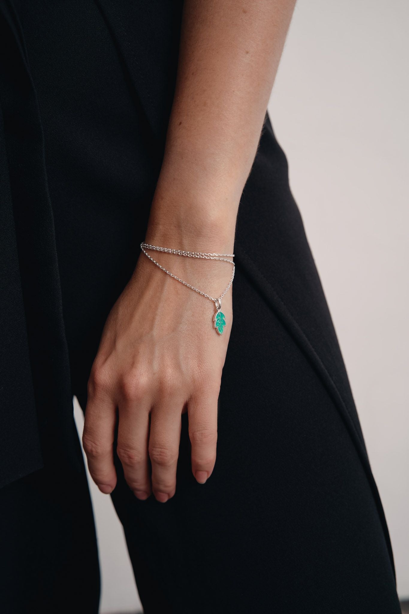 Pendant on the neck "Breath of my forest"