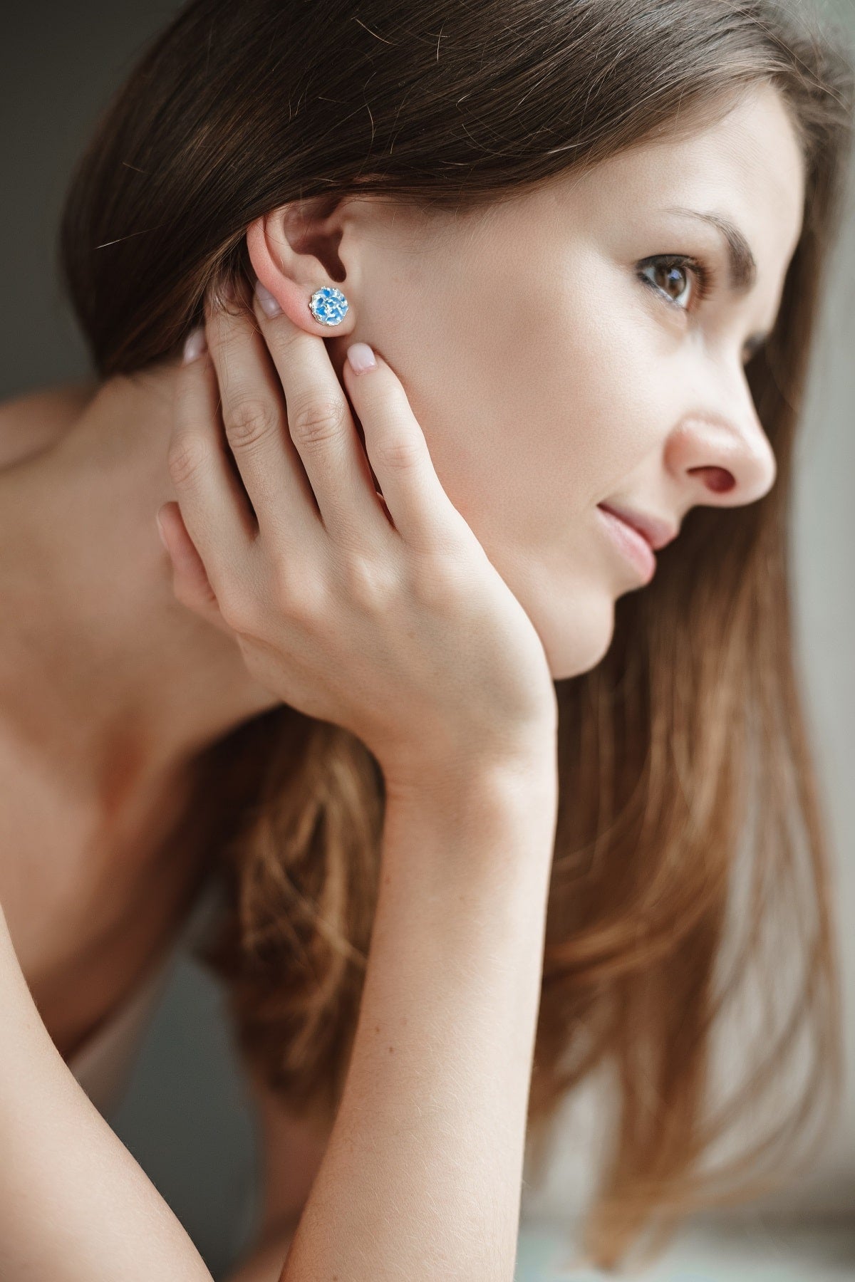 Stud earrings "Water ripple" light blue