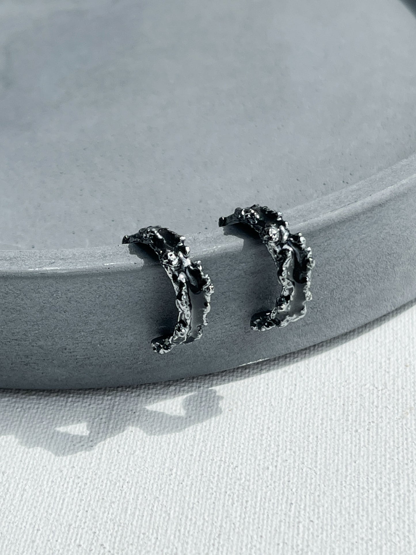 Congo earrings "Dark matter" (4/15 mm)