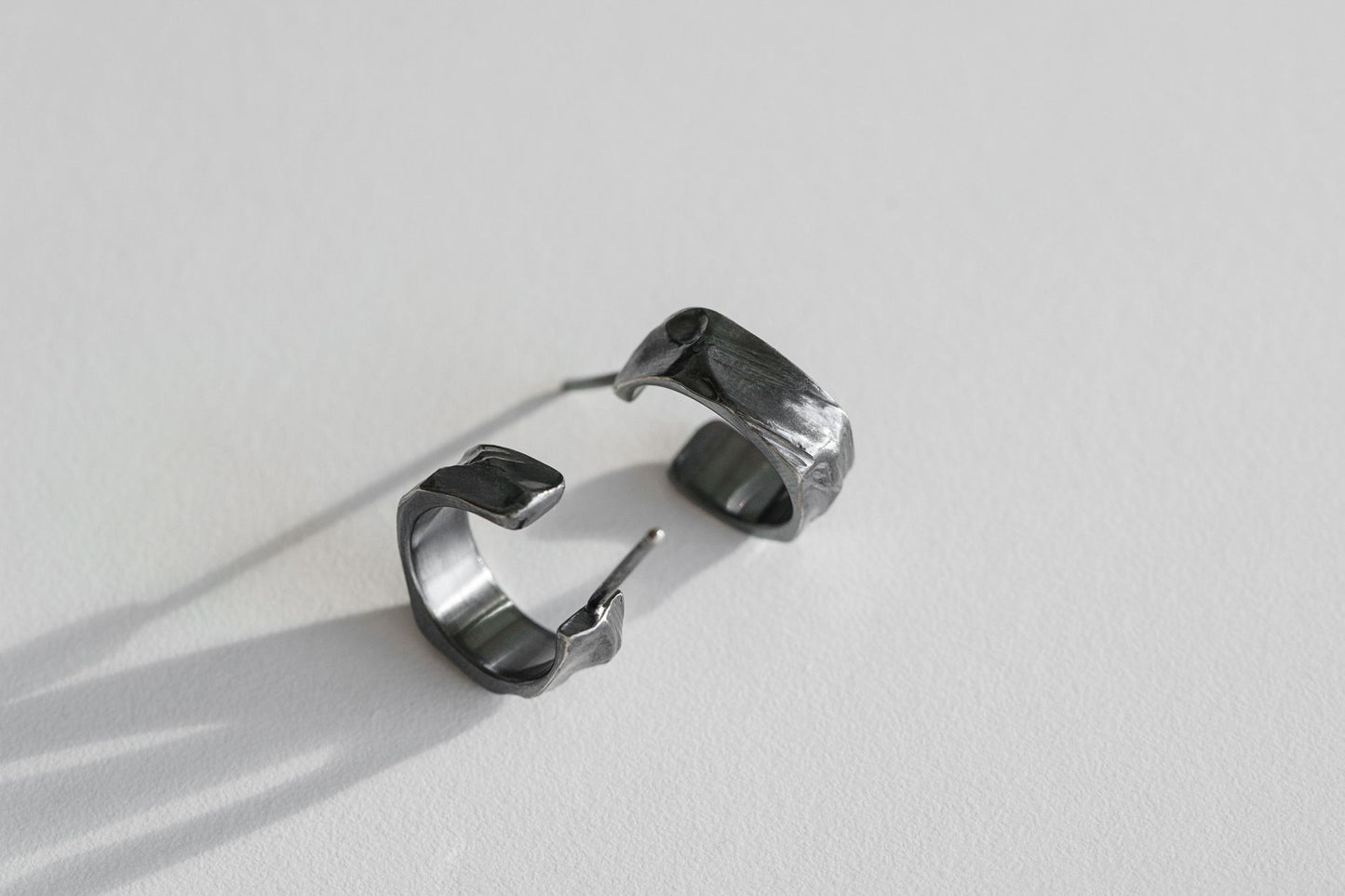 Congo earrings "Anthracite" (6 mm/15 mm)