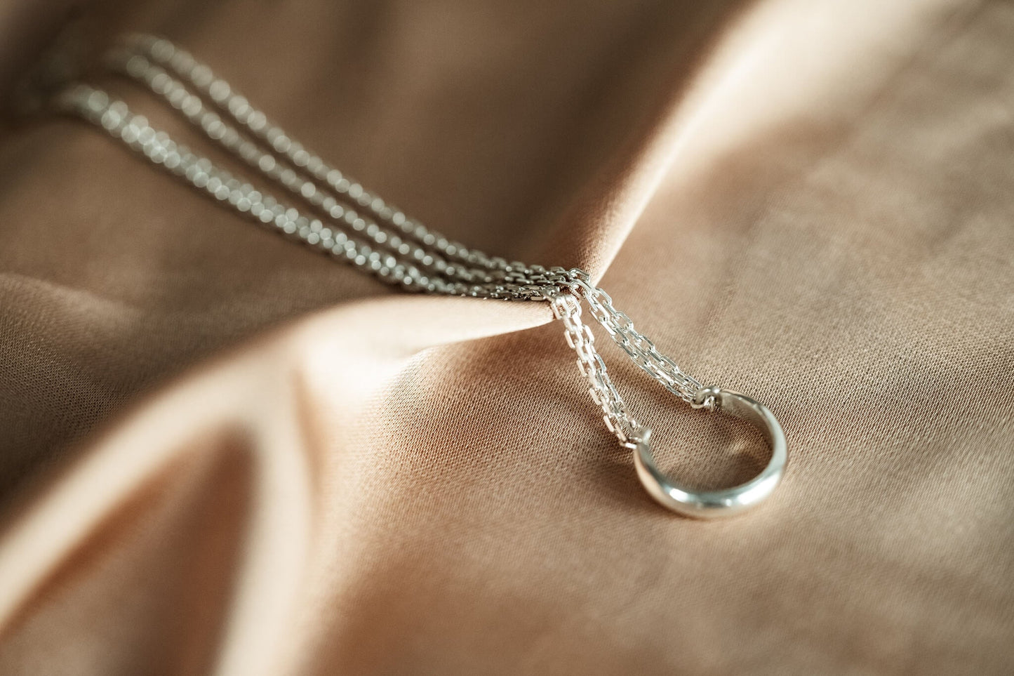 Cuff "Four strings"