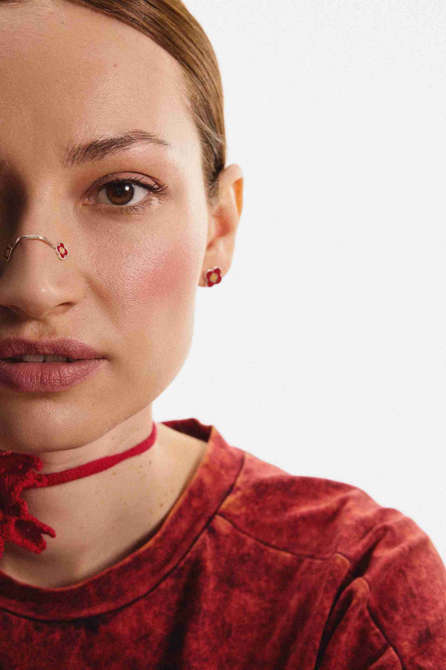 Cuff on the nose "Peony" (glue included)