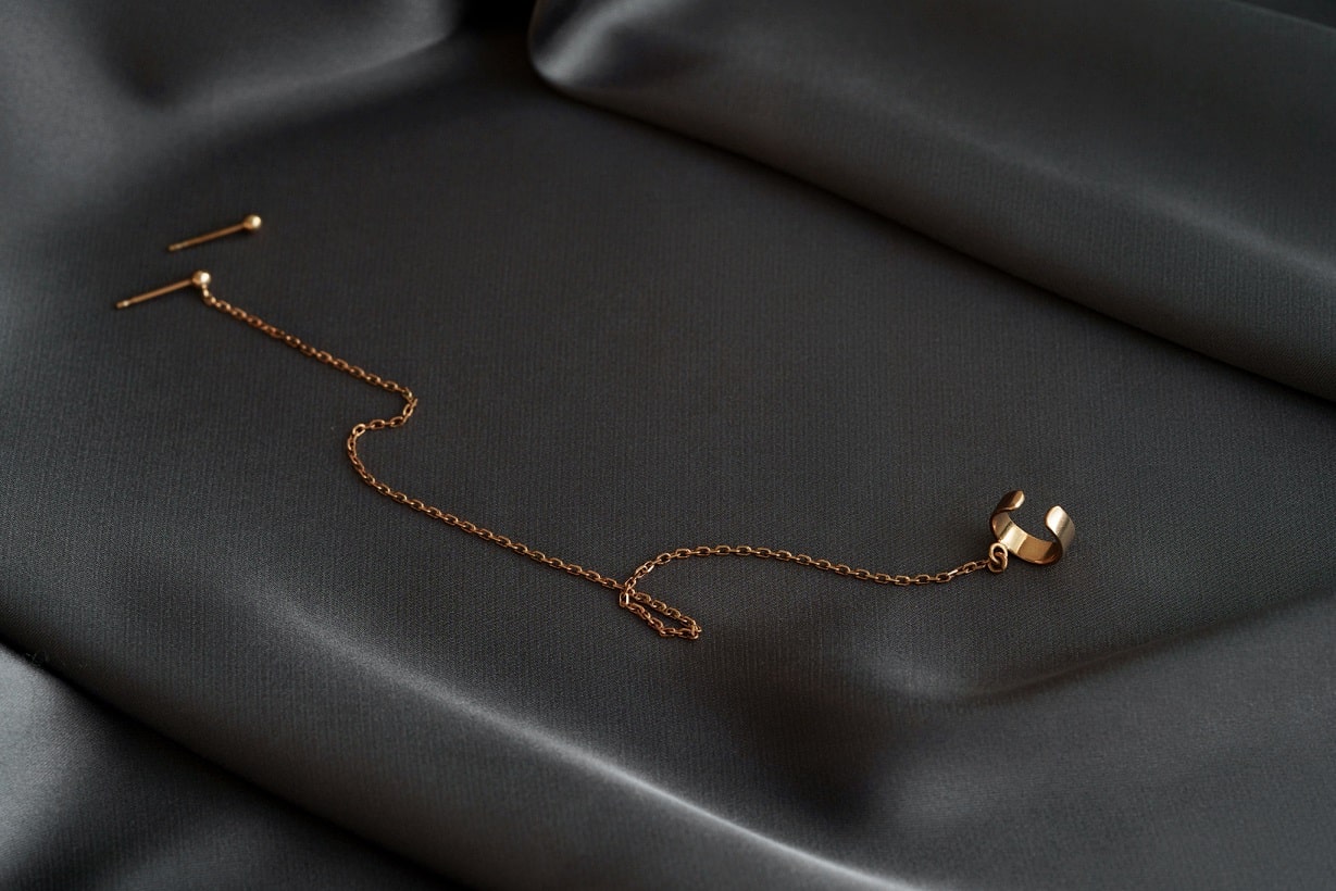 Cuff "Connection" (earring-stud "Ball" (3 mm) for the second ear in the set)