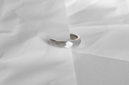 Cuff "Small facets"