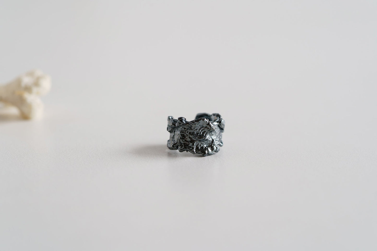 Cuff "Reefs" (6 mm) blackened