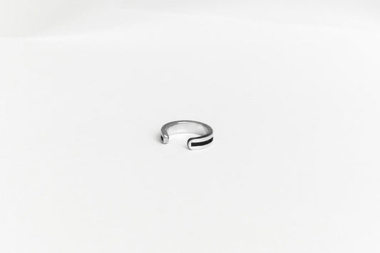 Cuff "Stripe" with black enamel