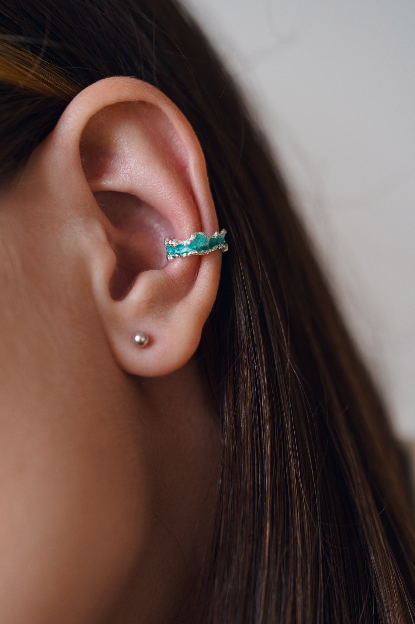 Cuff "Wave" (4 mm) emerald
