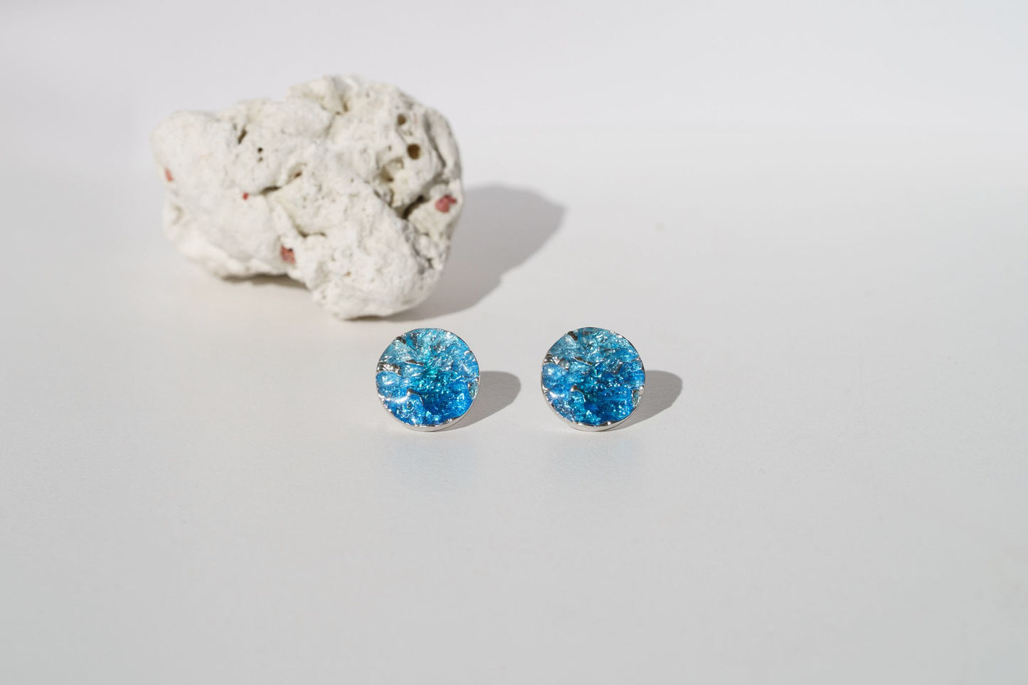 Disc earrings "Wave" (10 mm) blue