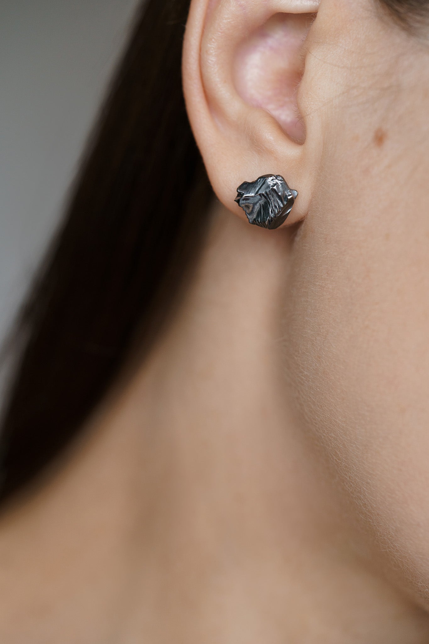 Earrings "Anthracite" (10 mm)