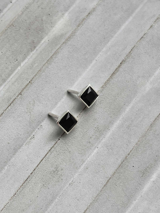Earrings "Principle" (Gemstone 4 mm)
