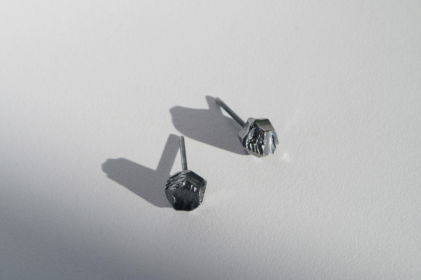 Earrings "Anthracite" (6 mm)