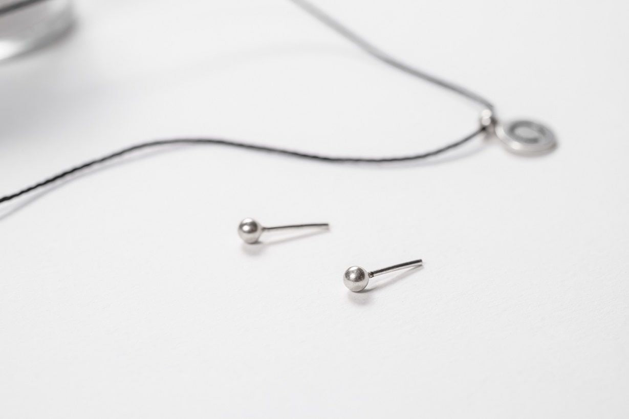 Earrings "Ball" (2-4 mm)