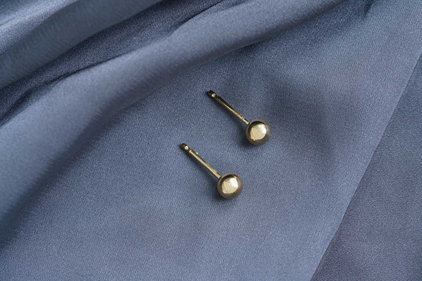 Earrings "Ball" (5-7 mm)