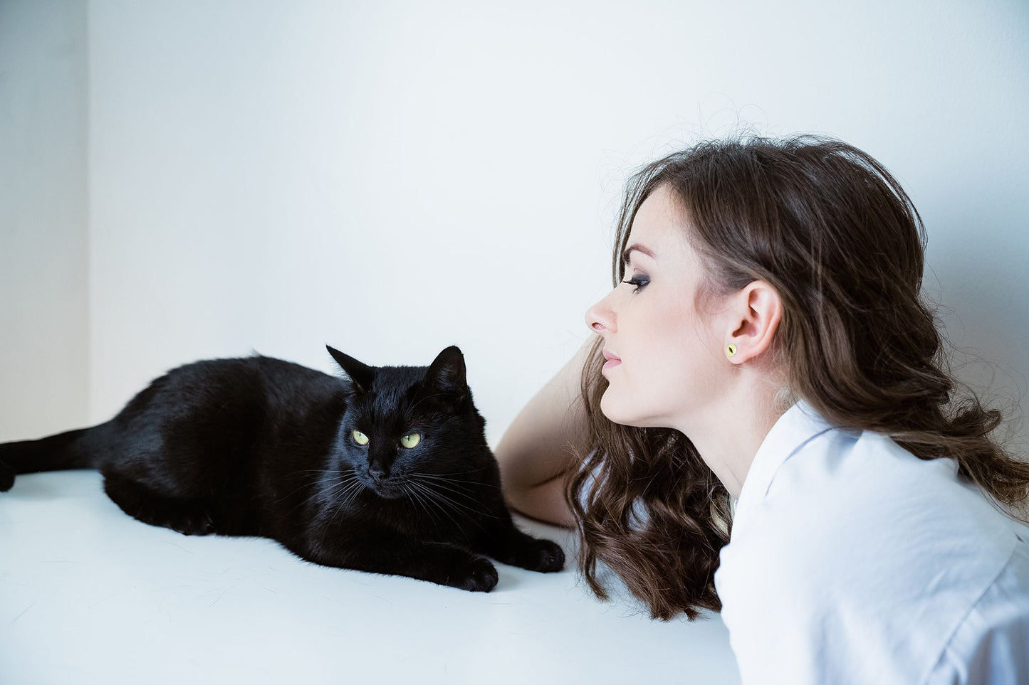 Stud Earrings "Cat’s Eyes" with enamel