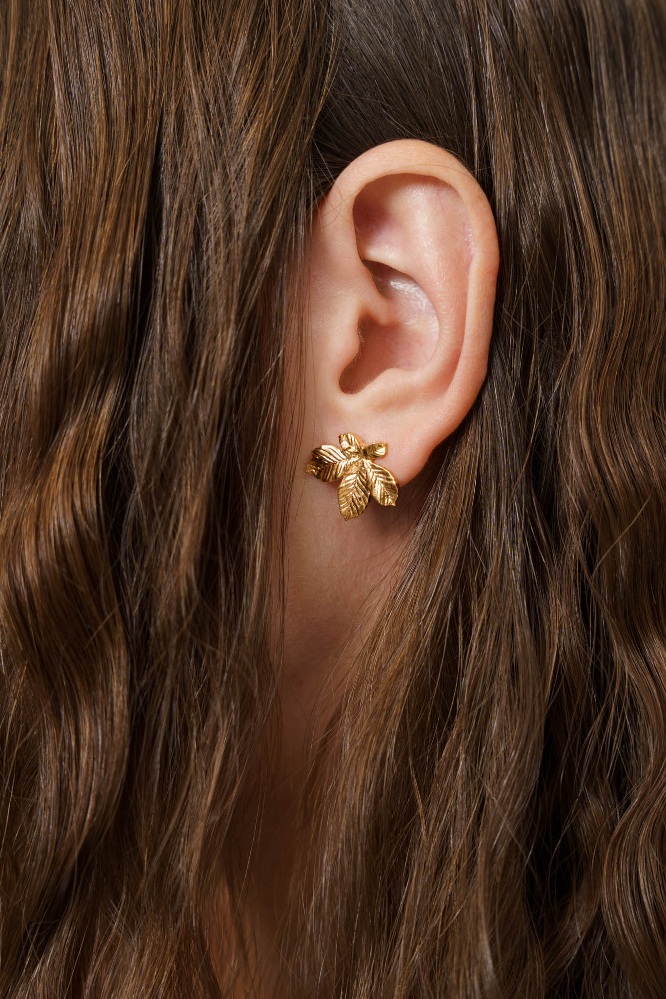 Earrings “Chestnut Leaf” (20 mm) light