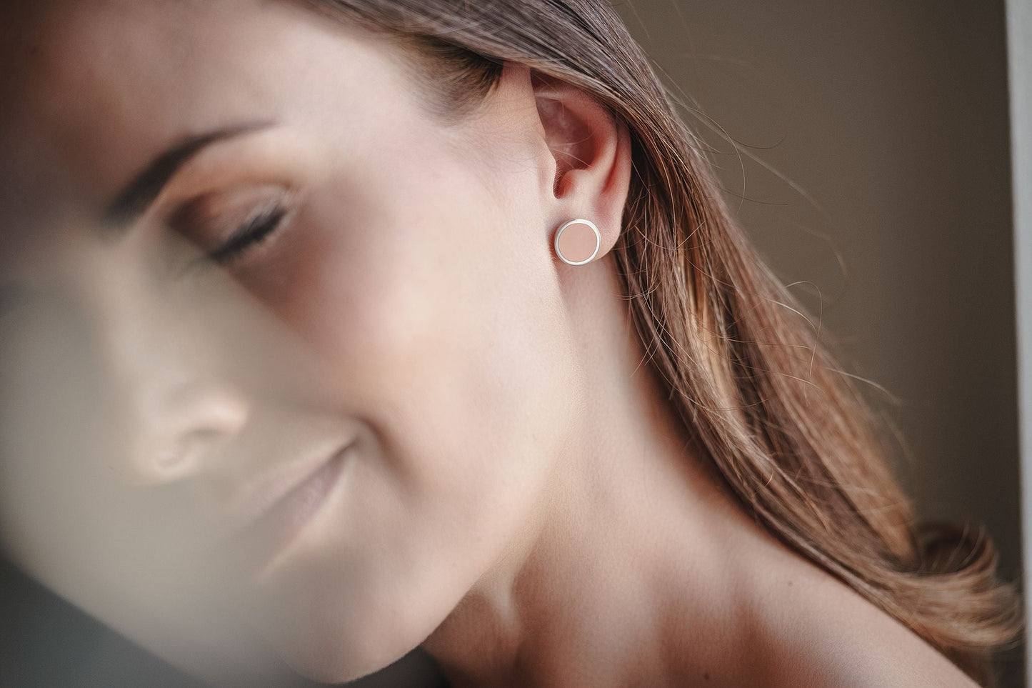 Stud earrings "Circle" (12 mm) with enamel
