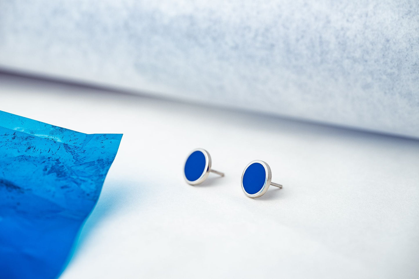 Stud earrings "Circle" (12 mm) with enamel