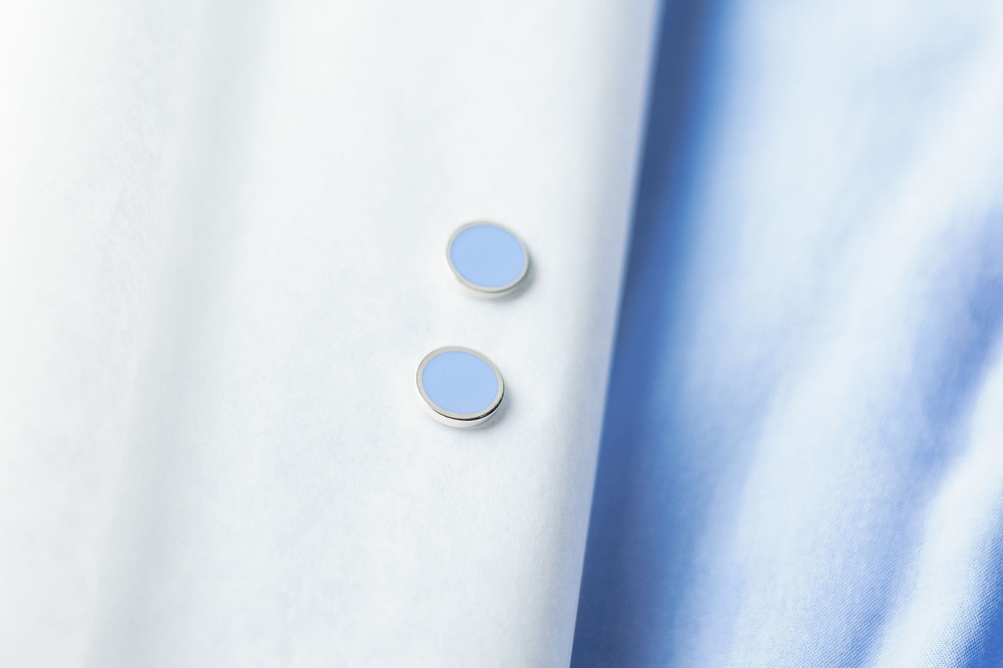 Stud earrings "Circle" (12 mm) with enamel