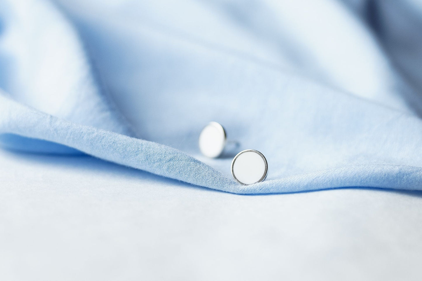 Stud earrings "Circle" (12 mm) with enamel