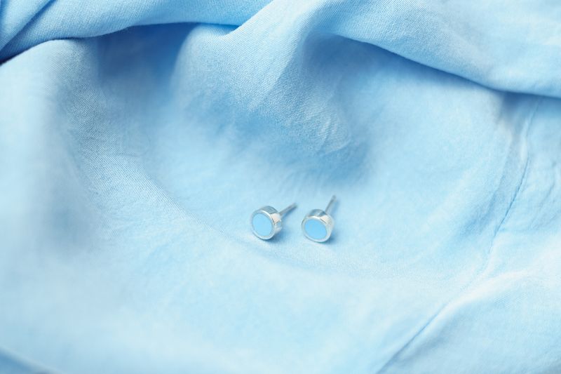 Stud earrings "Circle" (8 mm) with enamel (different colors to choose from)