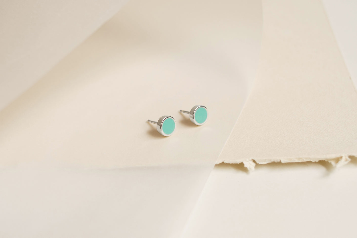 Stud earrings "Circle" (8 mm) with enamel (different colors to choose from)