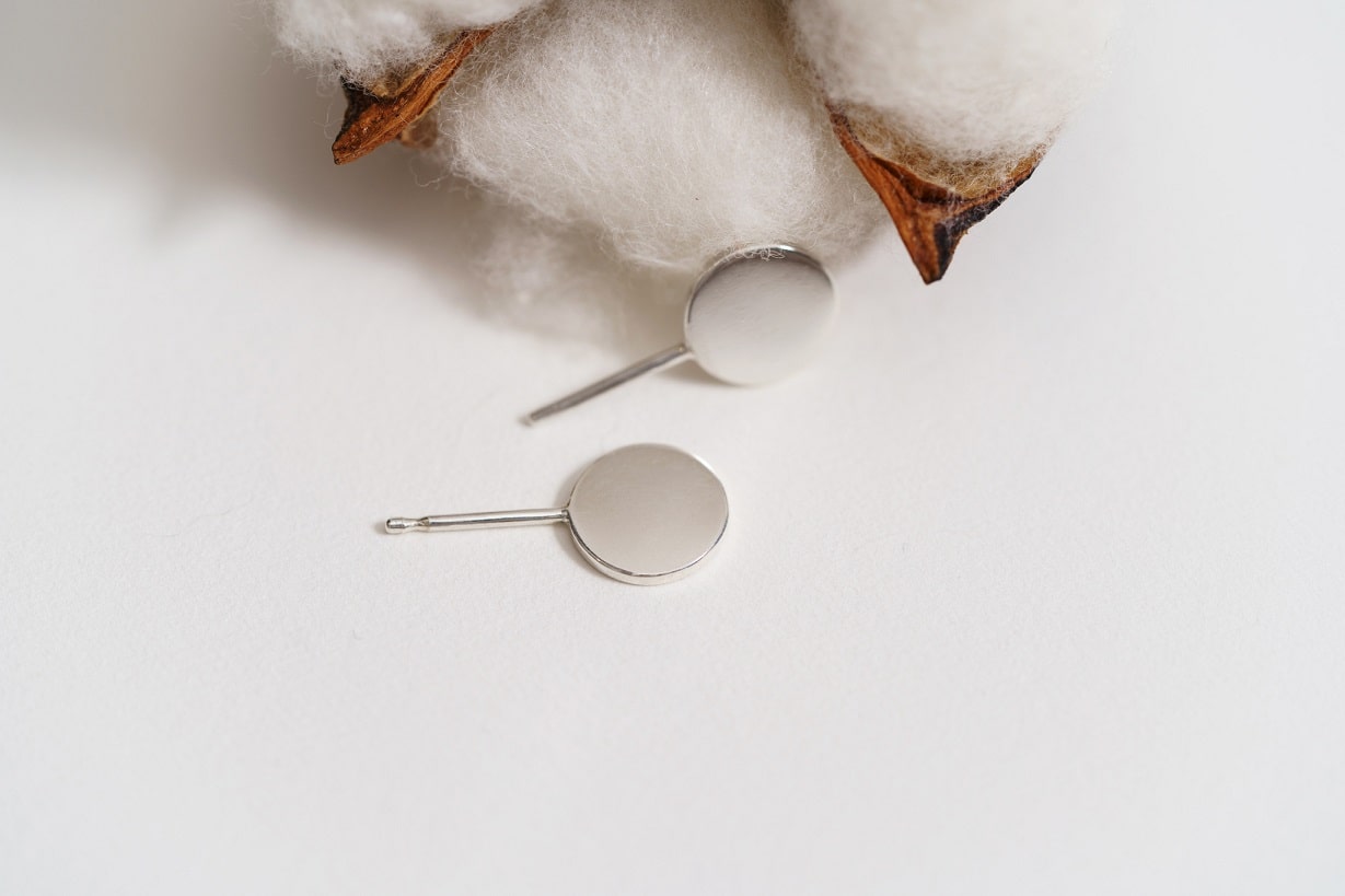 Stud earrings "Coin"