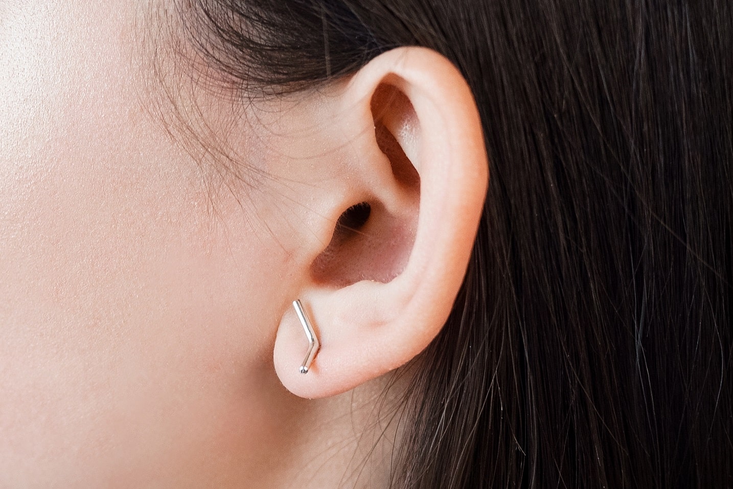Earrings "Angle Outward"