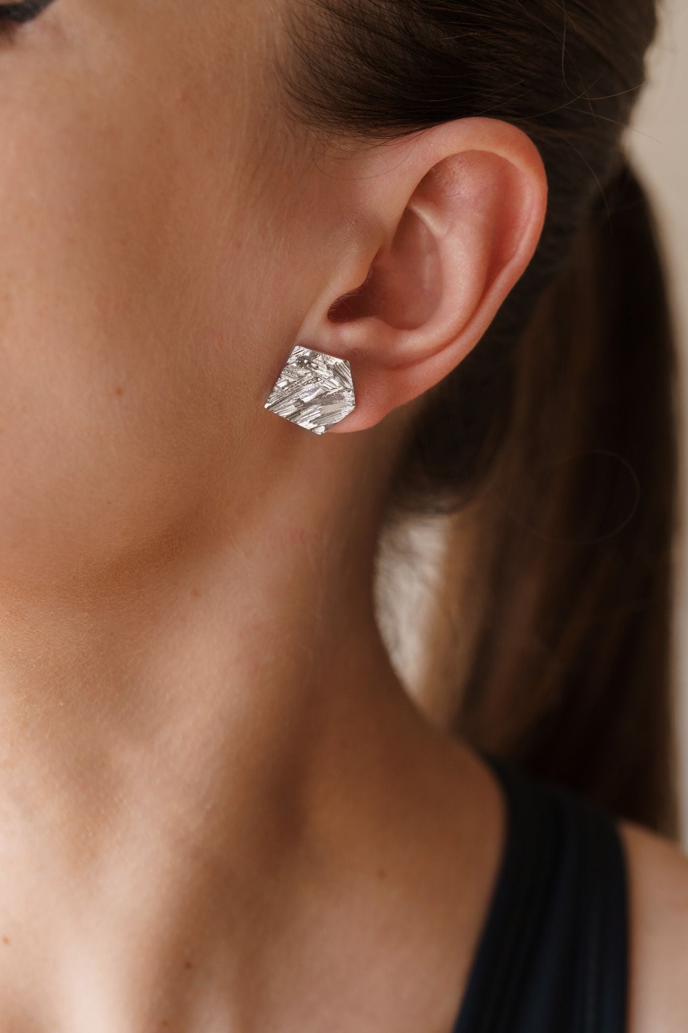 Earrings “Crushed Ice” (14×14 mm)