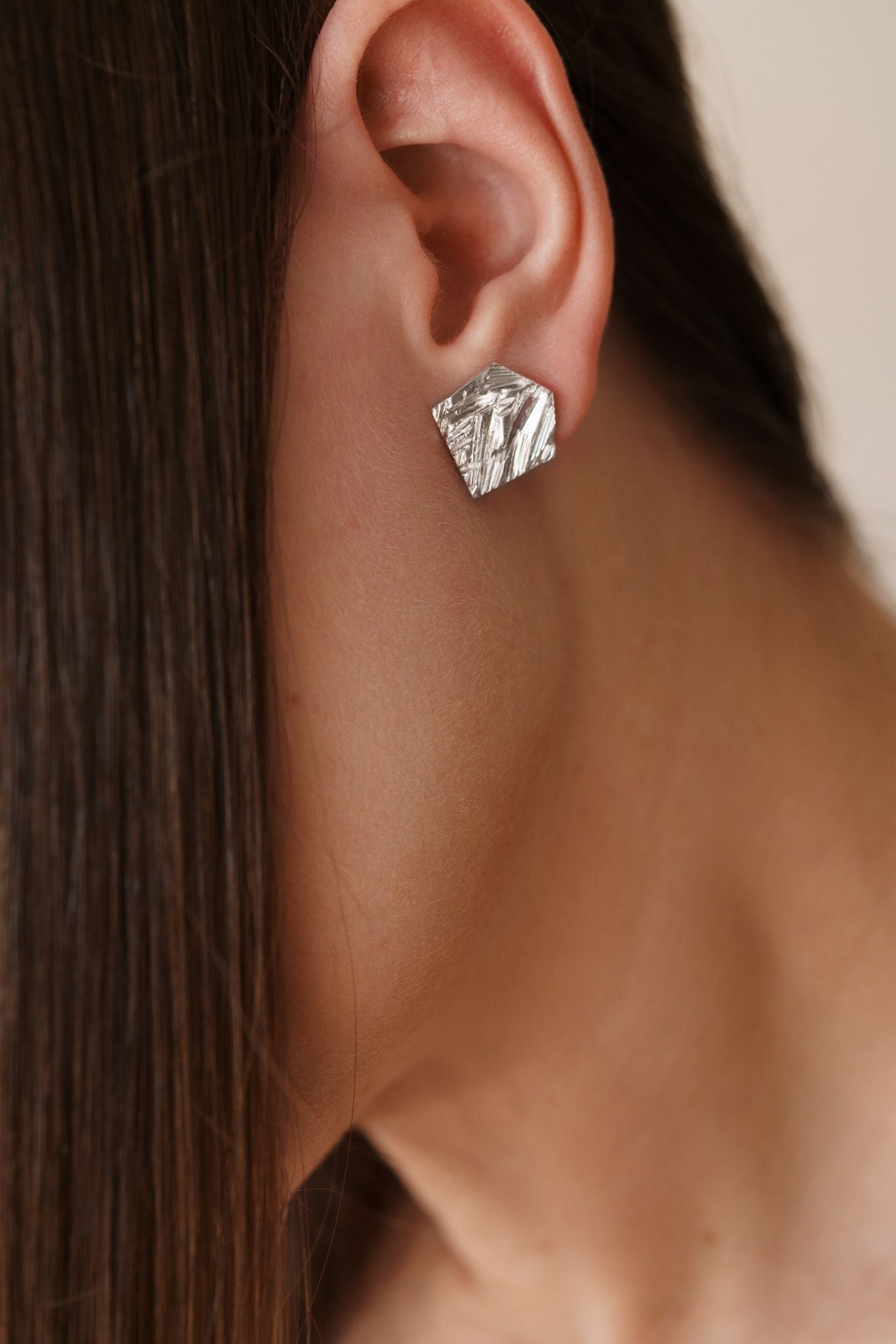 Earrings “Crushed Ice” (14×14 mm)