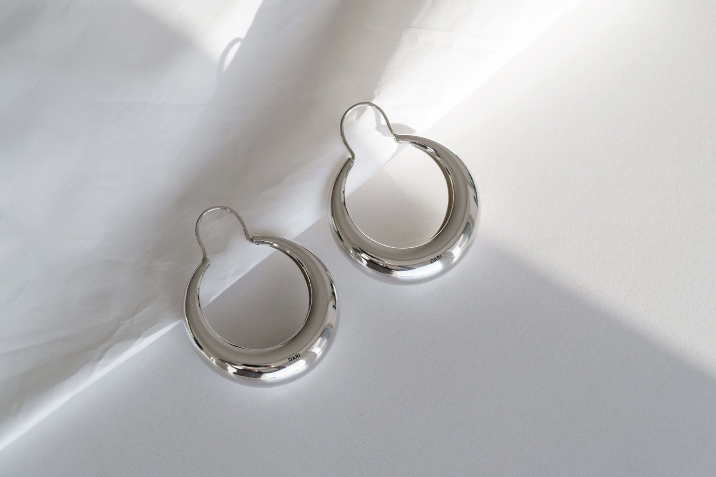 Earrings "Blow" (40 mm)