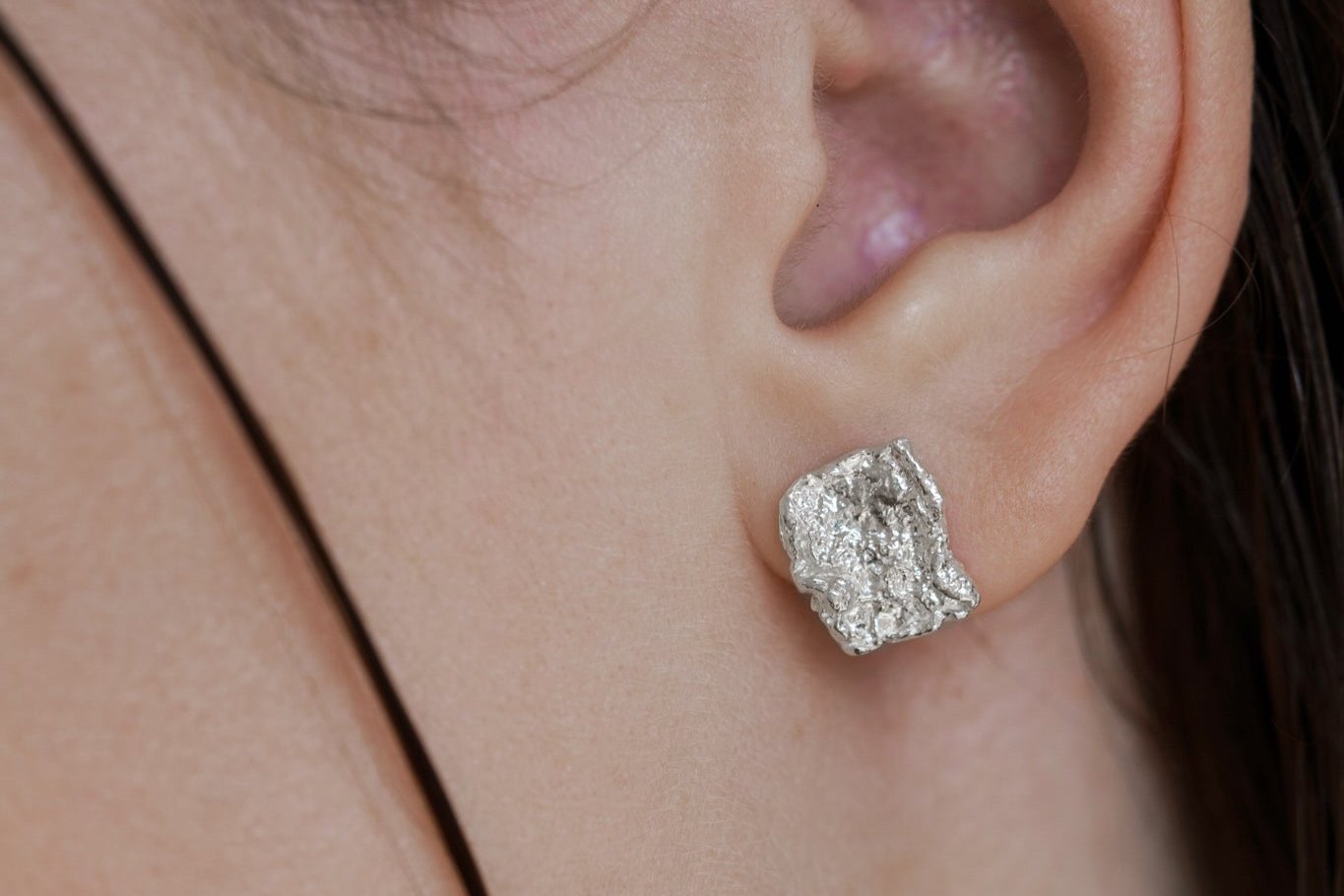 Stud earrings "Sea foam" light