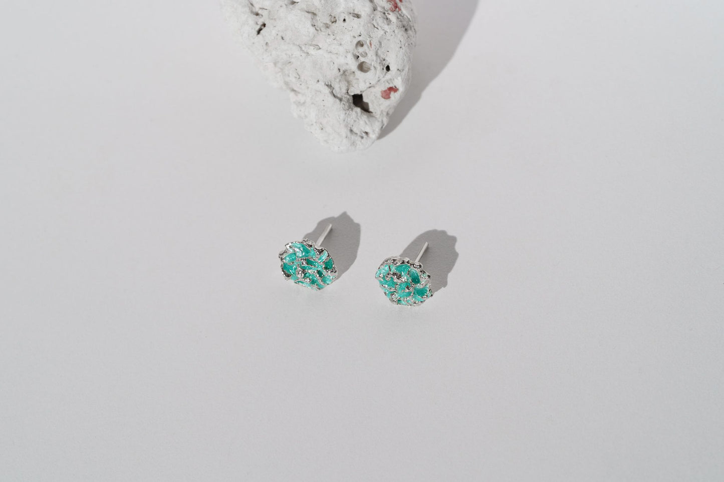 Stud earrings "Water ripple" light blue mini