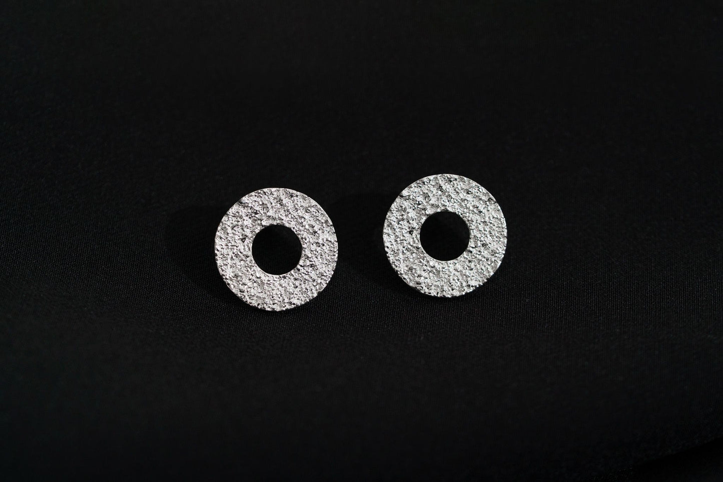 Earrings-discs "Sand circle" (20 mm)