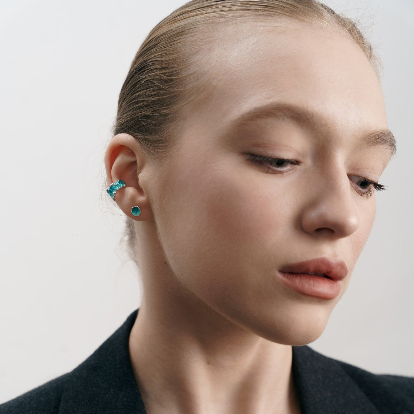 Earrings "Sea" (6 mm) emerald