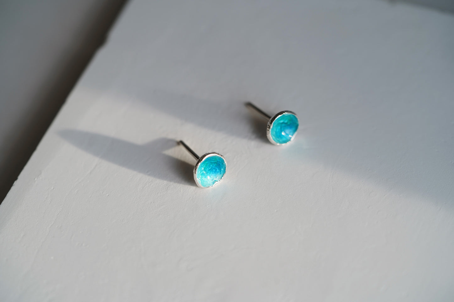 Earrings "Sea" (6 mm) emerald