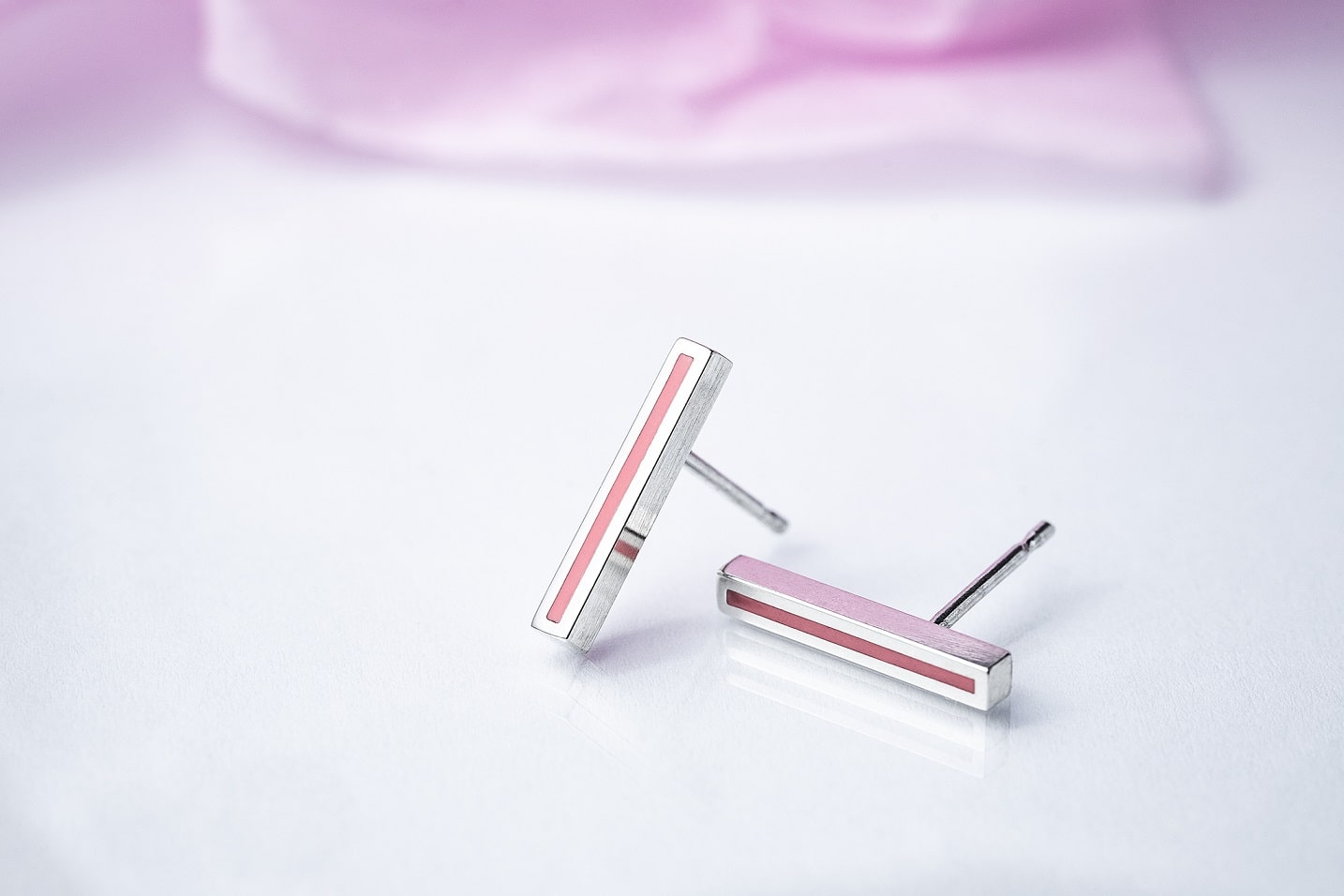 Stud earrings "Stripe" (16 mm) with enamel