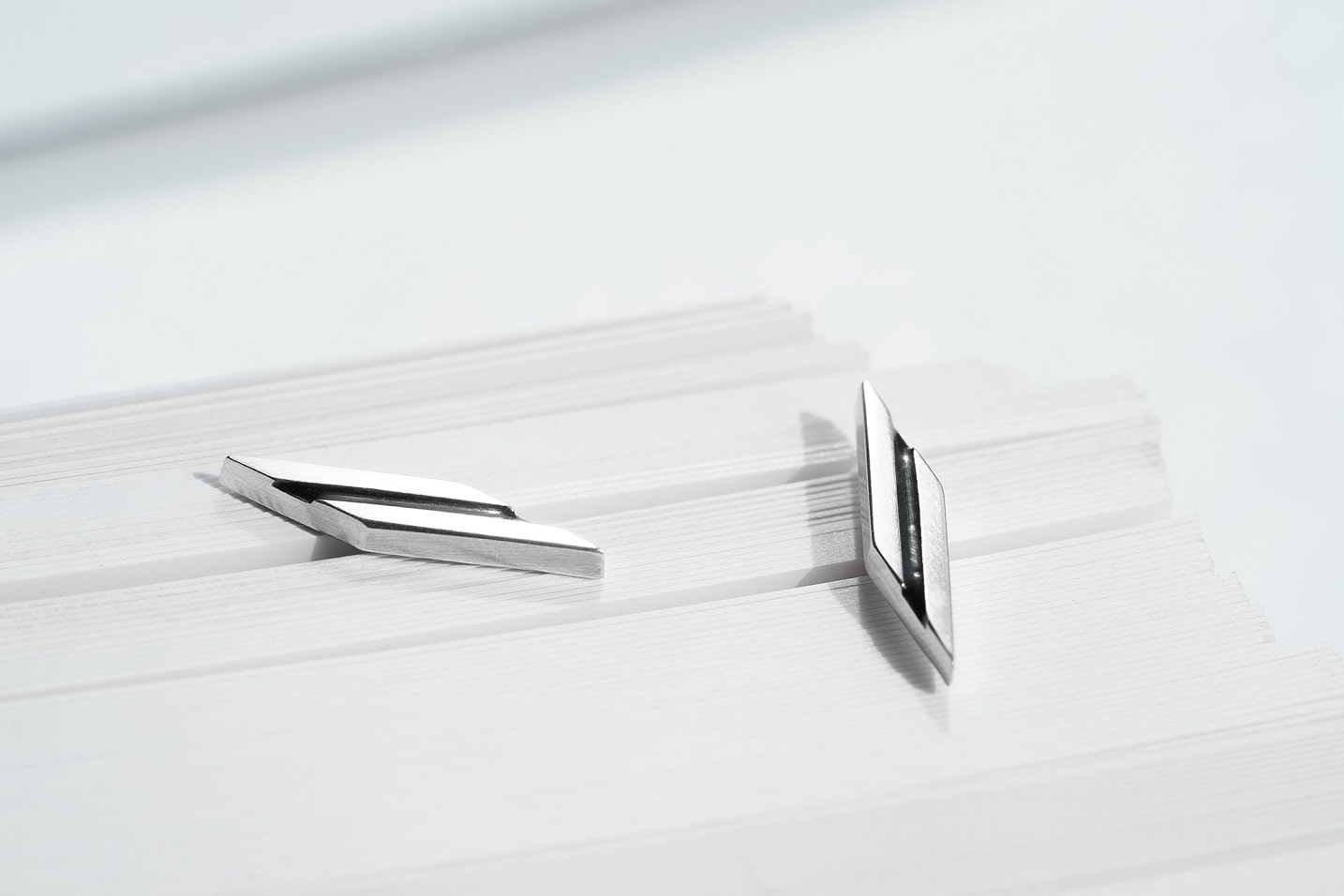 Stud earrings "Stripe" (17 mm) diagonal with enamel