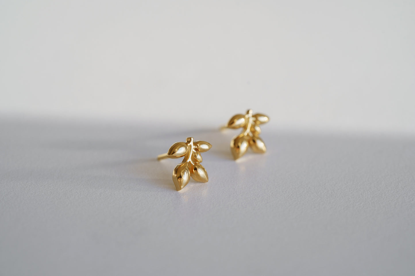 Stud earrings "Branch"