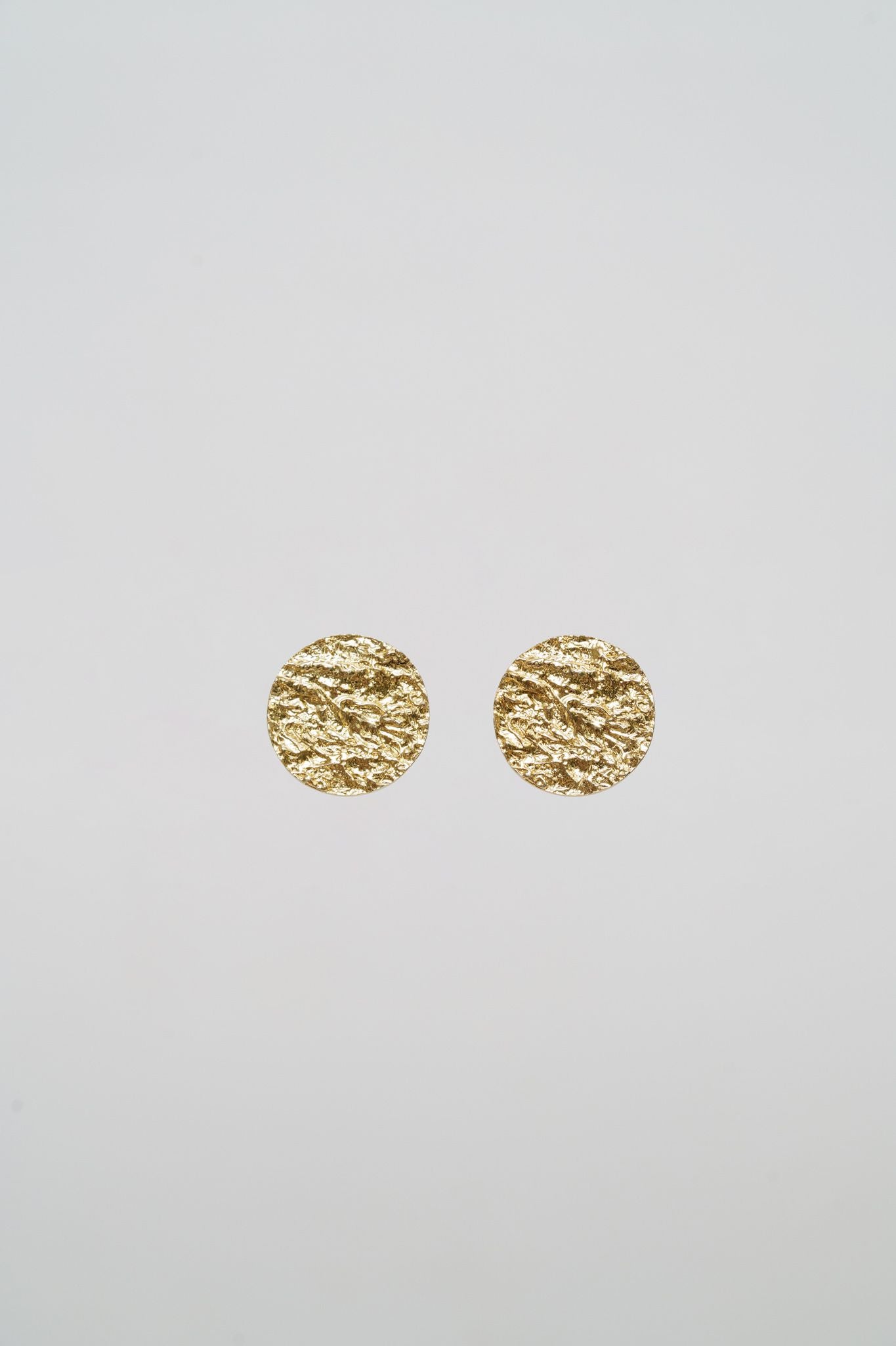 Disc earrings "Water surface" (10 mm) with gilding