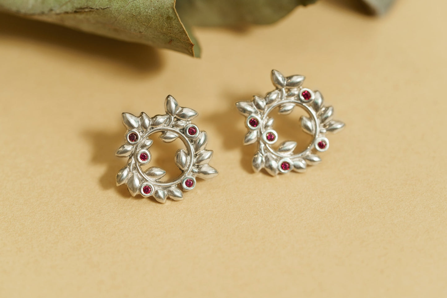 Stud earrings "Wreath" with gems