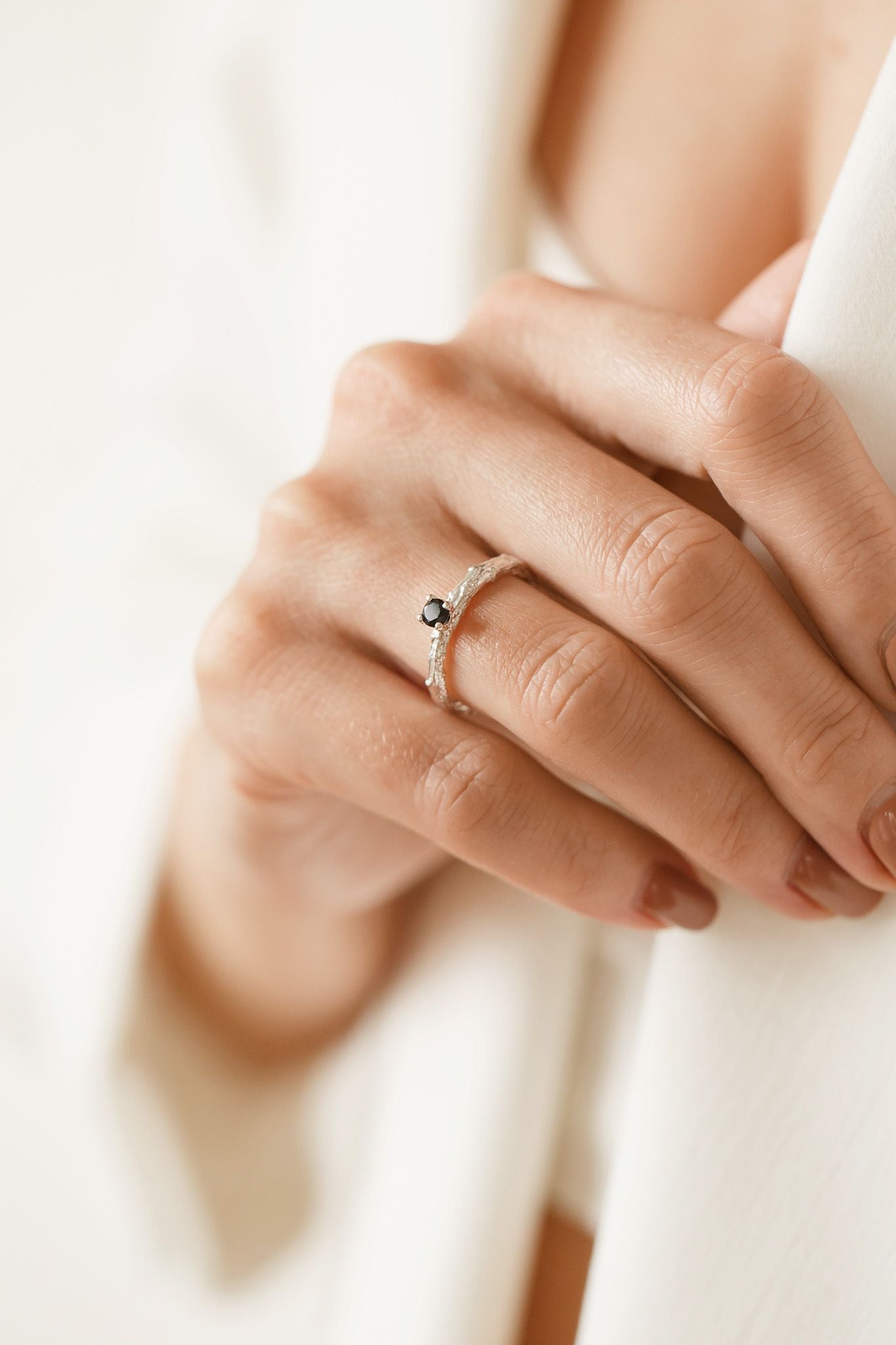 Ring "Light vine" (gemstone 3,5 mm)