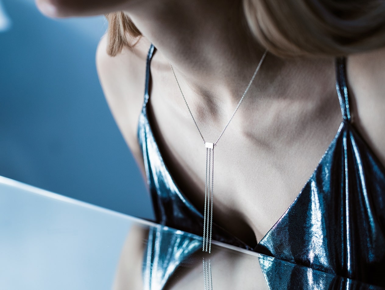 Necklace "Three strings" (8 cm)
