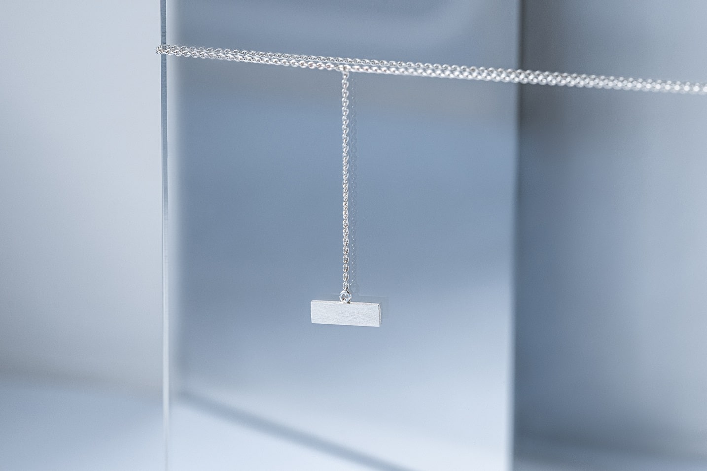 Necklace-tie "String" with rectangular pendant